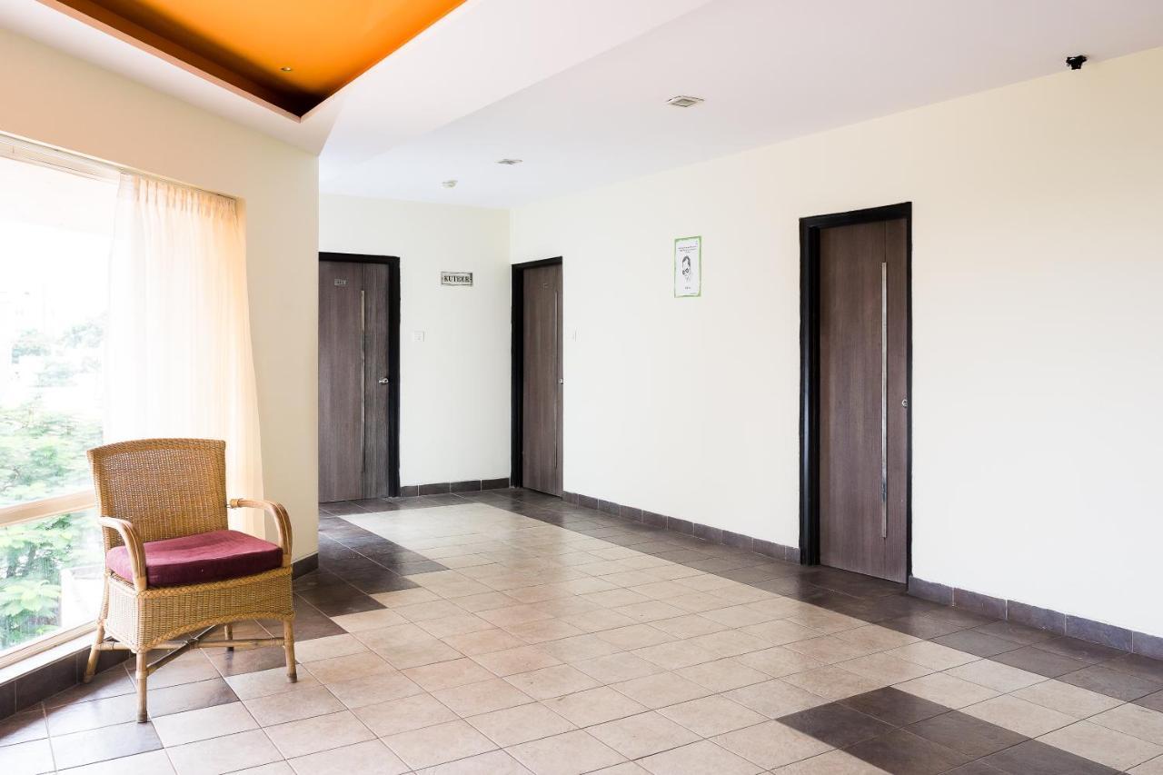 Treebo Fort Club Hyderabad Exterior foto
